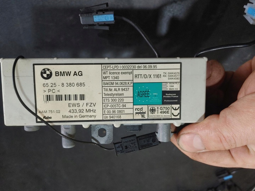 Bmw e39 2.5 бензин підсилювач антени модуль 8380685 оригінал Зі Шроту