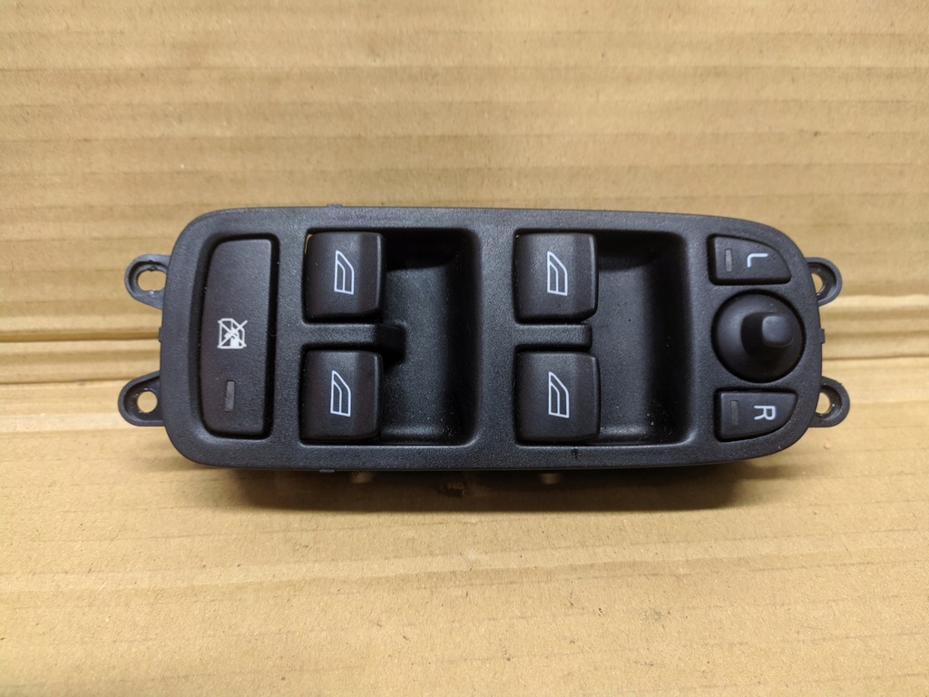 фото №1, Перемикач вікон лівий перед volvo s40 ii 30773427