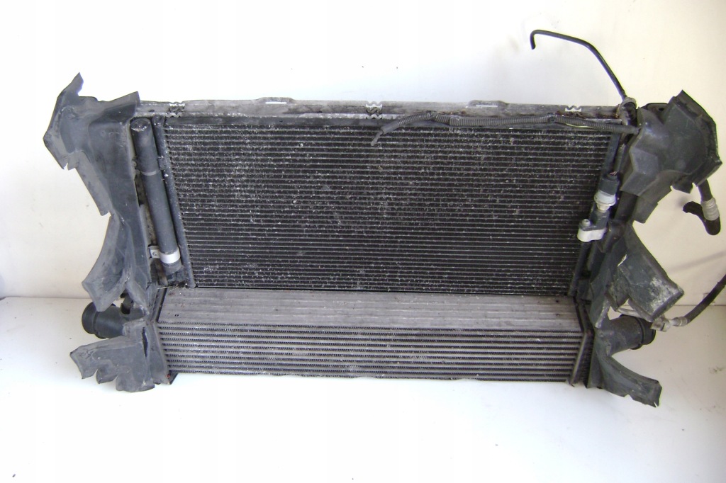 фото №1, Audi q5 8r0 3.0 tdi - комплект радіатор