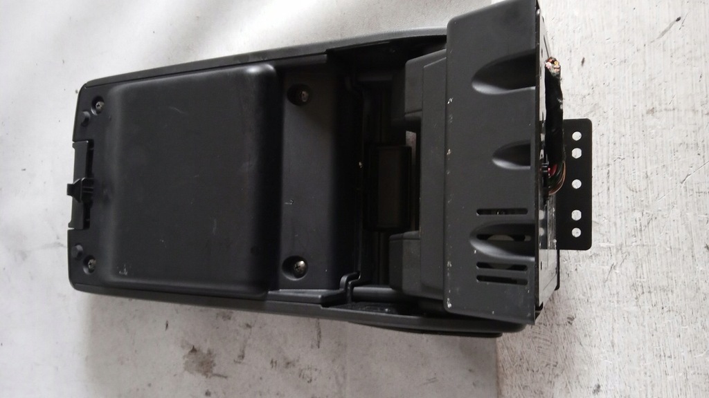 фото №15, Chrysler 300c dvd підлокітник бардачок тунель