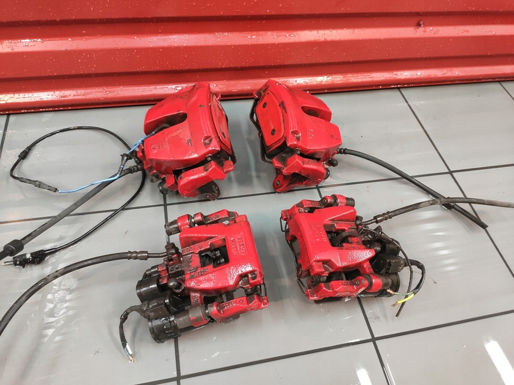 фото №9, Jaguar xf ii x260 3.0d супорт правий лівий перед супорти передні оригінал