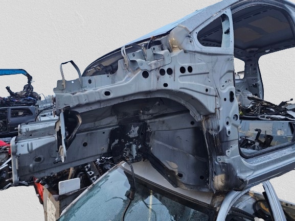 фото №1, C-max i 2005 r-ćwiartka ліва лонжерон