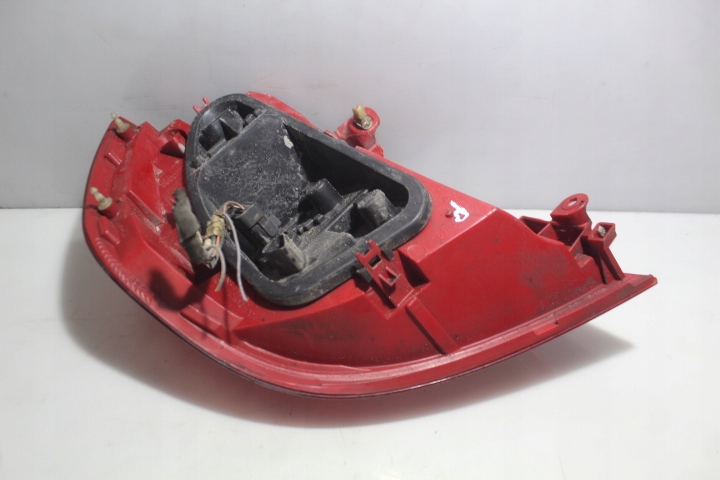 фото №2, Лампа правая задняя renault clio iii lift