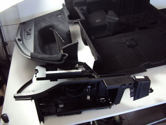 фото №4, Обшивка обшивки багажника mercedes glc x253 c253