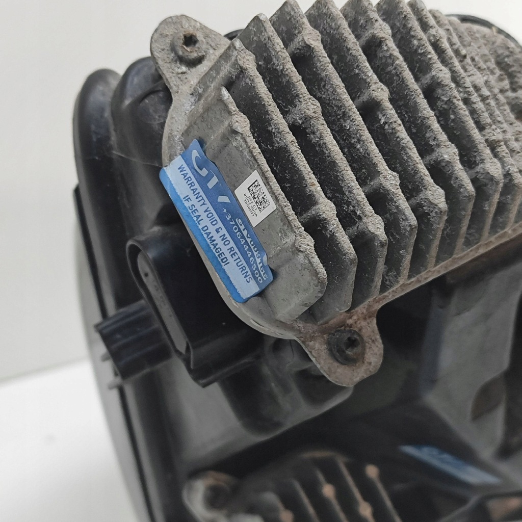 фото №9, Audi e-tron 2019 ліва сторона лампа передня