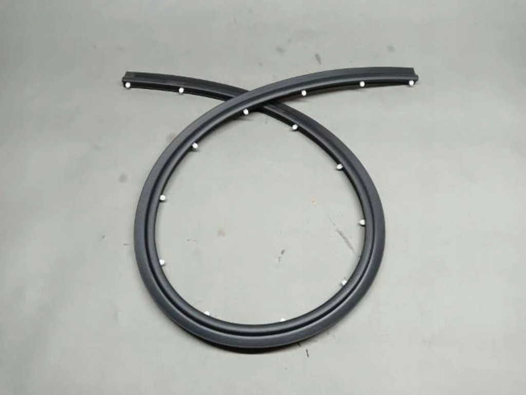 фото №1, M10 bmw 5 f10 f11 прокладка двері ліва задня 7182301