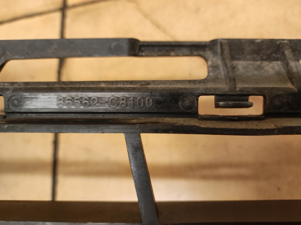 фото №12, Решётка радиатора решётка средняя бампера перед hyundai i20 turbo