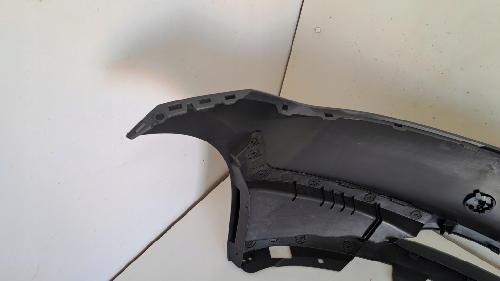 Бампер перед tesla model 3 рестайлинг  новый model 23- новый оригинал  highland с Разборки