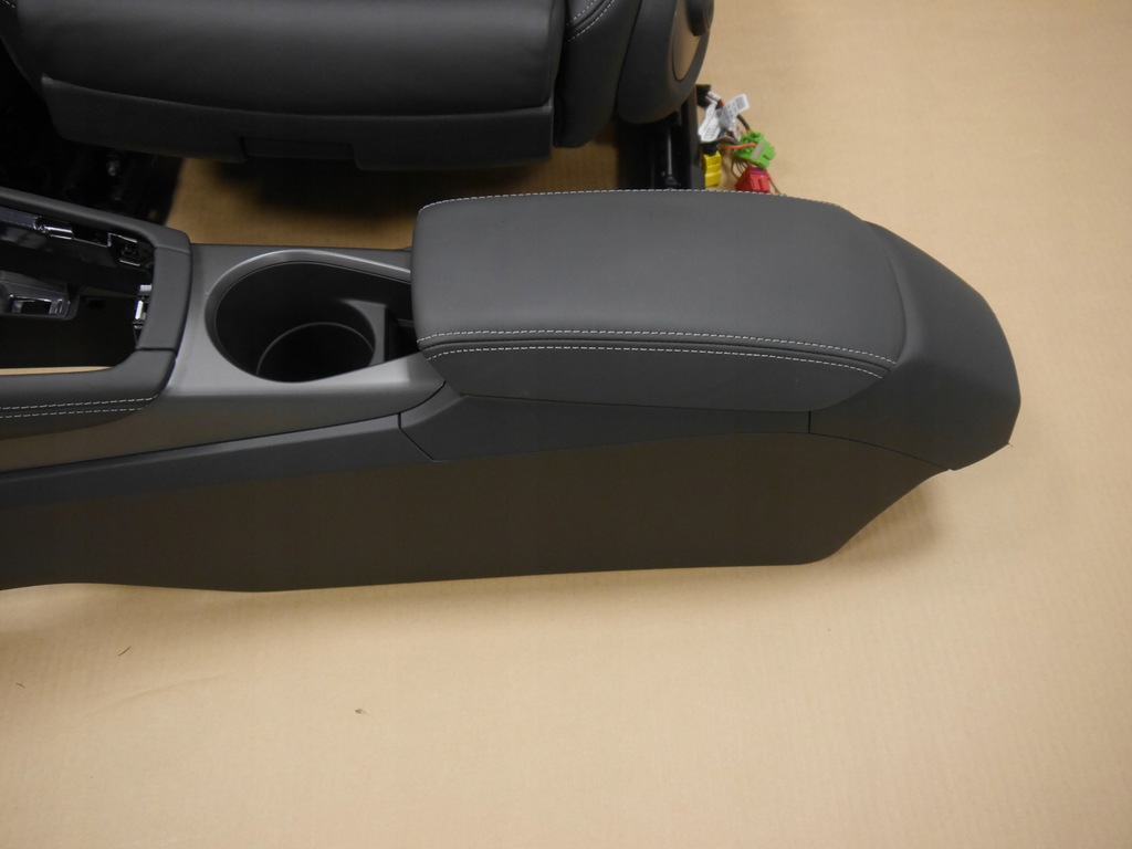 фото №7, Audi tts tt 8s сиденья кожа обивка