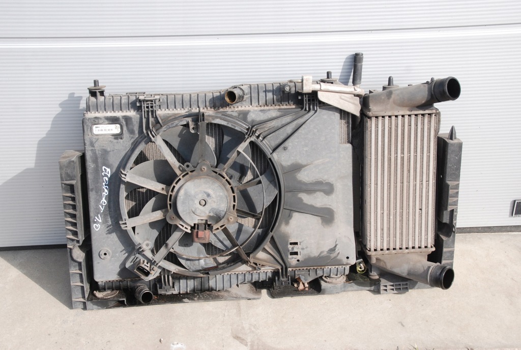 фото №1, Ford ecosport кронштейн радиатор 1.0 ecoboost