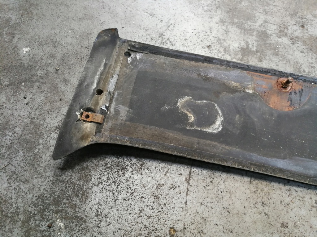 Спойлер задній кришки zender bmw e28 Доставка