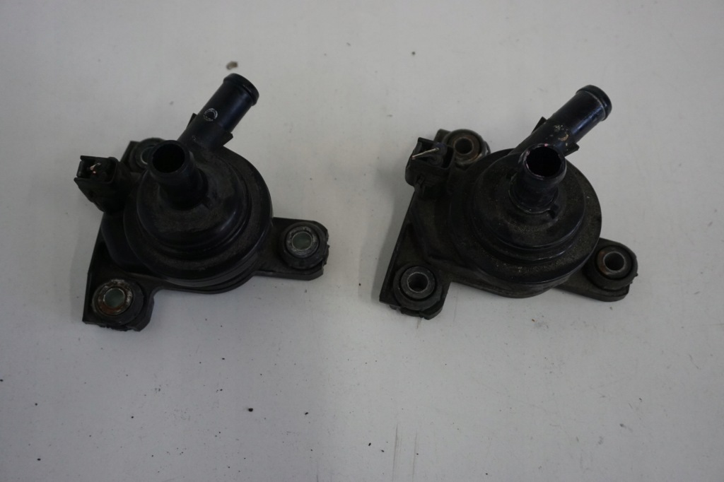 фото №1, Toyota prius ii клапан воды 1.5benzyna 2006rok