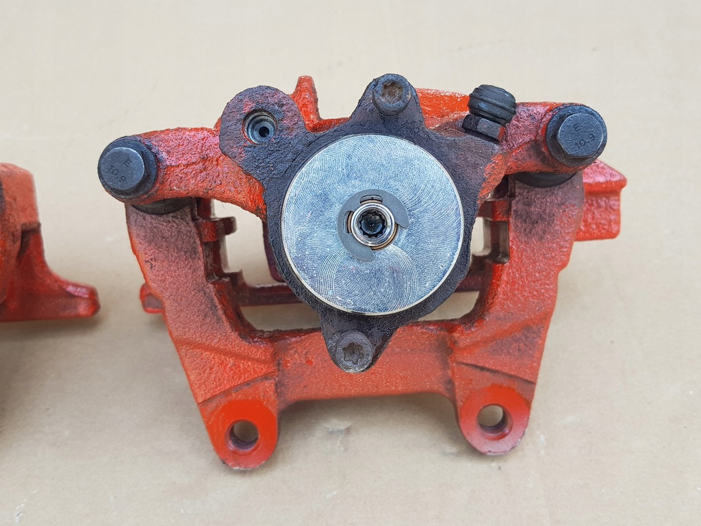 фото №8, Суппорты trw + скоба задняя комплект / audi a6 c6 - 302mm 41mm / проверенный