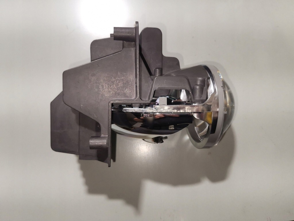 Лінза головна led qashqai 2 j11 led пасажира в Україні