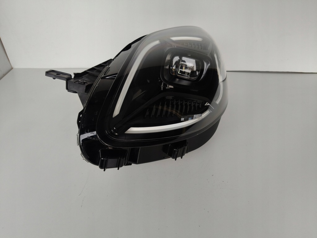 Купити Фара ліва фара ford puma 23- рестайлінг  led