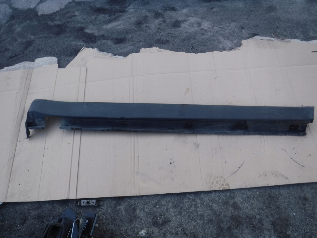 фото №1, Молдинг порог правая mercedes ml w164 a1646900240