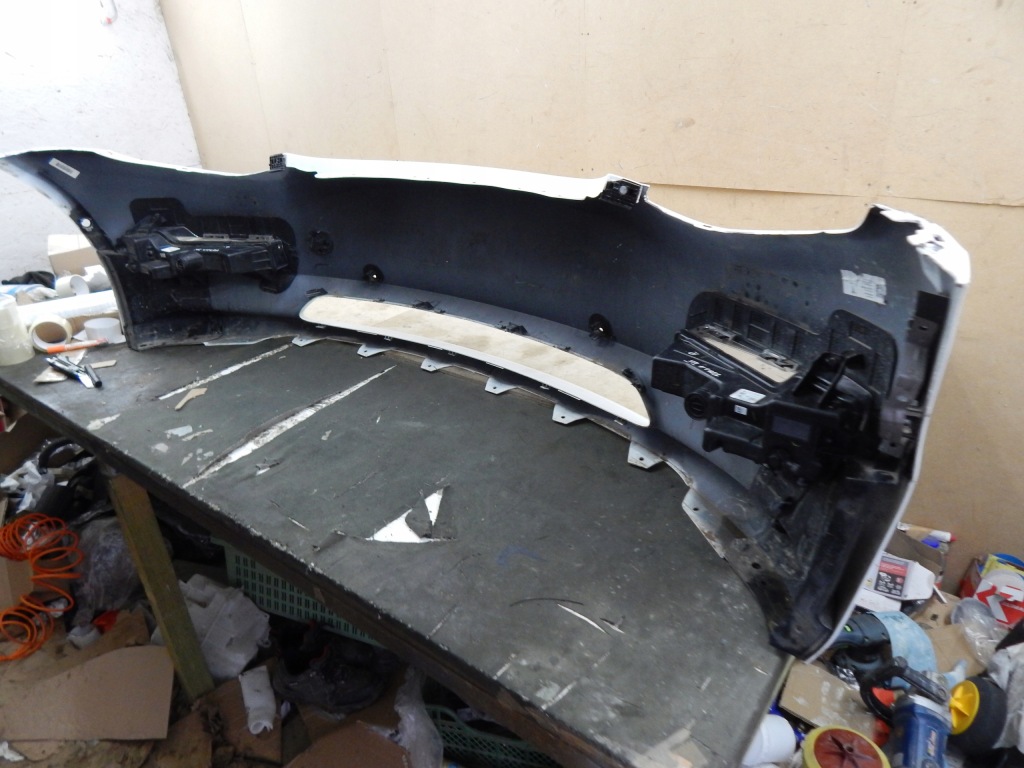 Бампер перед передний tesla model 3 17-21 противотуманные фары 1530700-04-b оригинал Киев