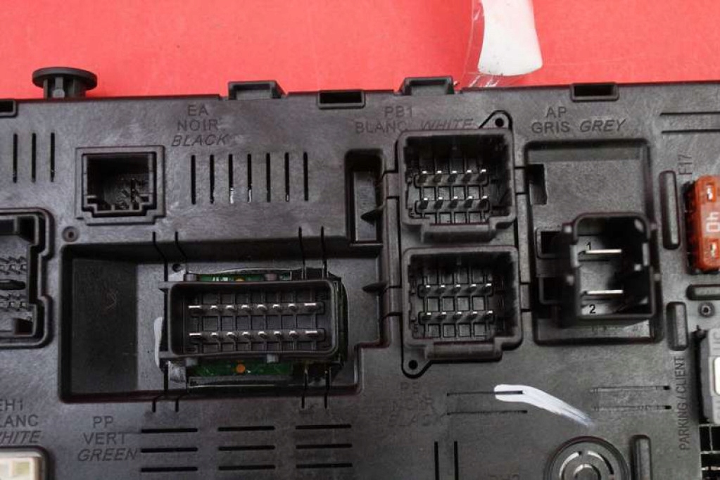 фото №5, Коробка запобіжників bsi 9661940480 citroen c5 1 i 3.0 v6 207 km 04-08