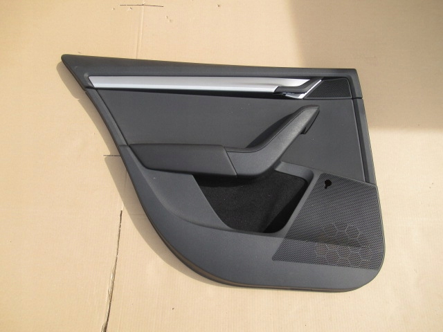 фото №1, Обшивка обивка дверь левый задняя skoda octavia iii