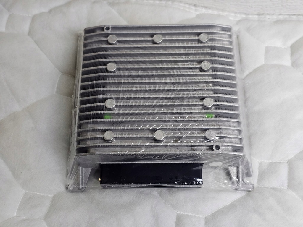 фото №1, Усилитель радио аудио vw troc t-roc 5q6035456