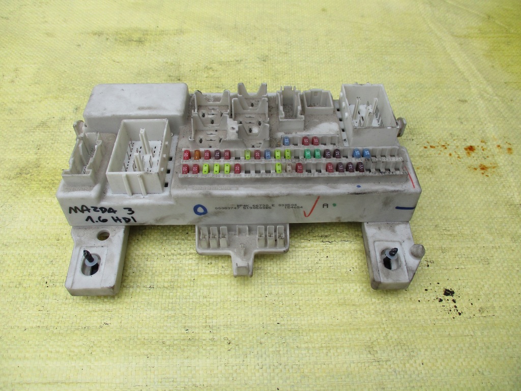 фото №1, Mazda 3 focus mk2 lift коробка модуль bsi b4pk66730e