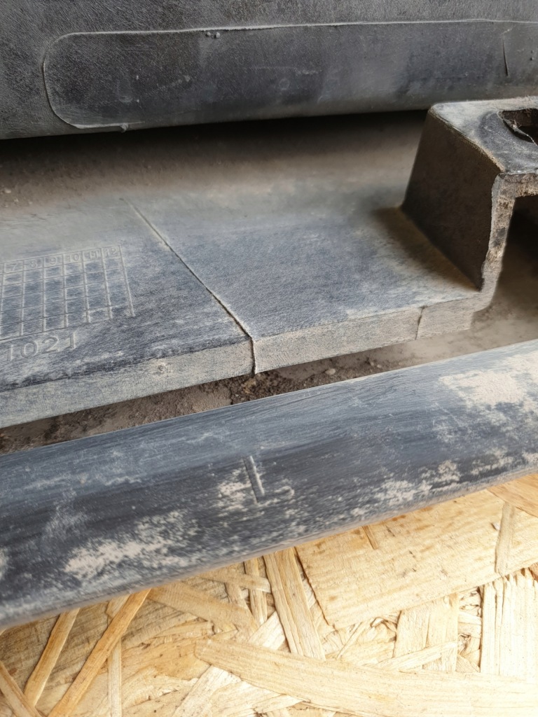 Купить Porsche macan порог левое  подножка