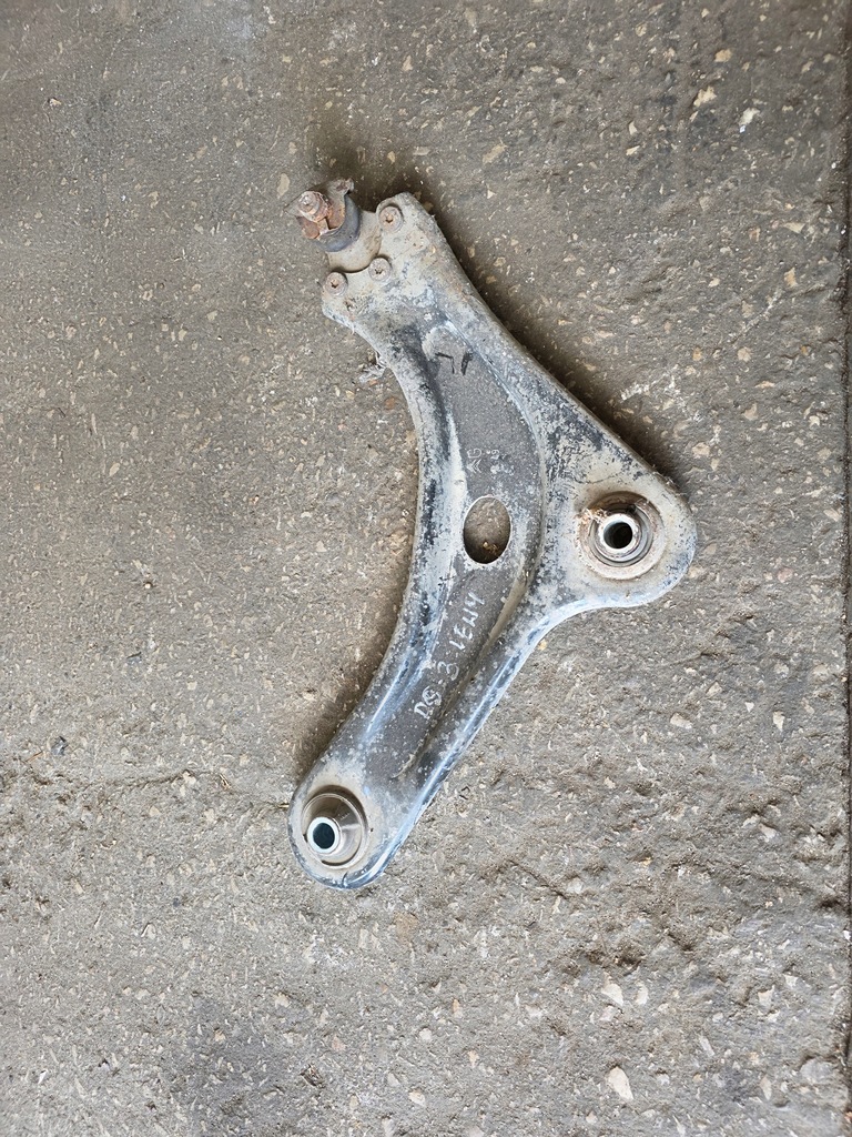 фото №1, Рычаг левый перед citroen ds3