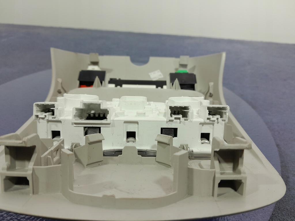 фото №6, Citroen c4 ii lift лампа потолочный освещение кабины sos 9671646077