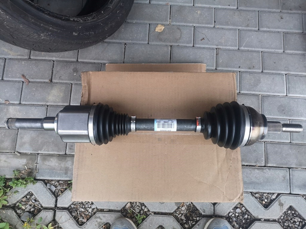 фото №1, Nowa левая приводной вал do ford escape 2015 - 2,0