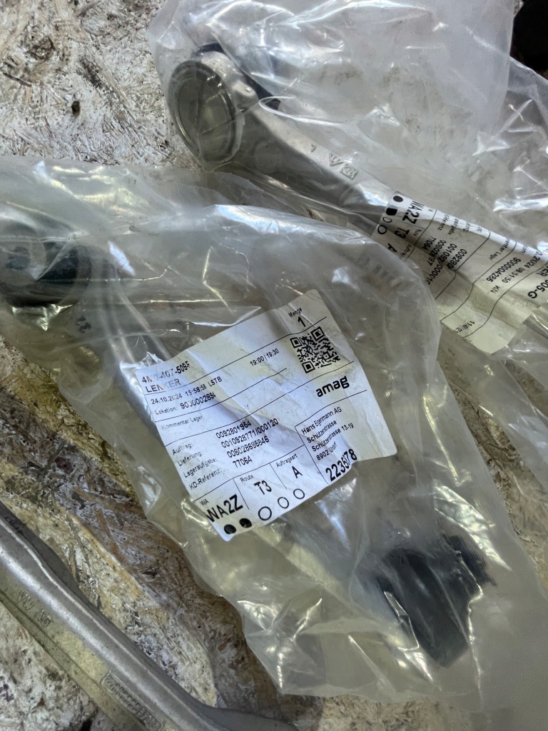 фото №10, Набор подрамник приводной вал амортизатор поворотный кулак audi q7 4m0