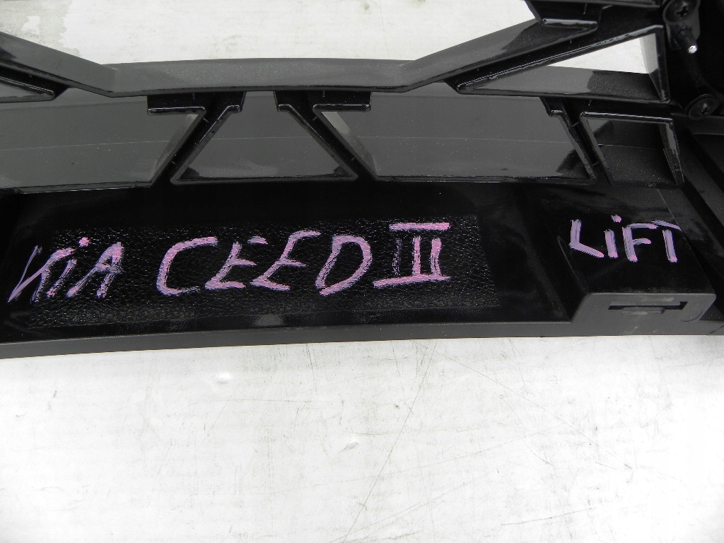 фото №8, Kia ceed iii lift gt-linie решітка w бампер передній 2021 rok