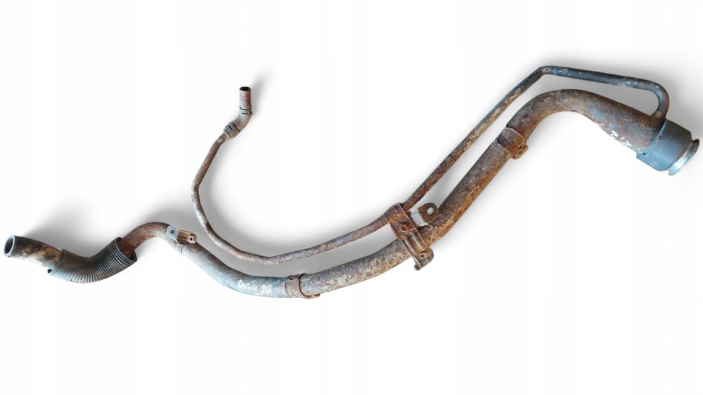 фото №5, Toyota rav4 iii 2,2 06-12 заливная горловина топлива труба