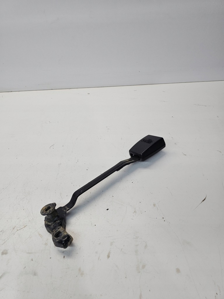 фото №1, Клипса поперечина левая audi a6 c5 4b0857755e