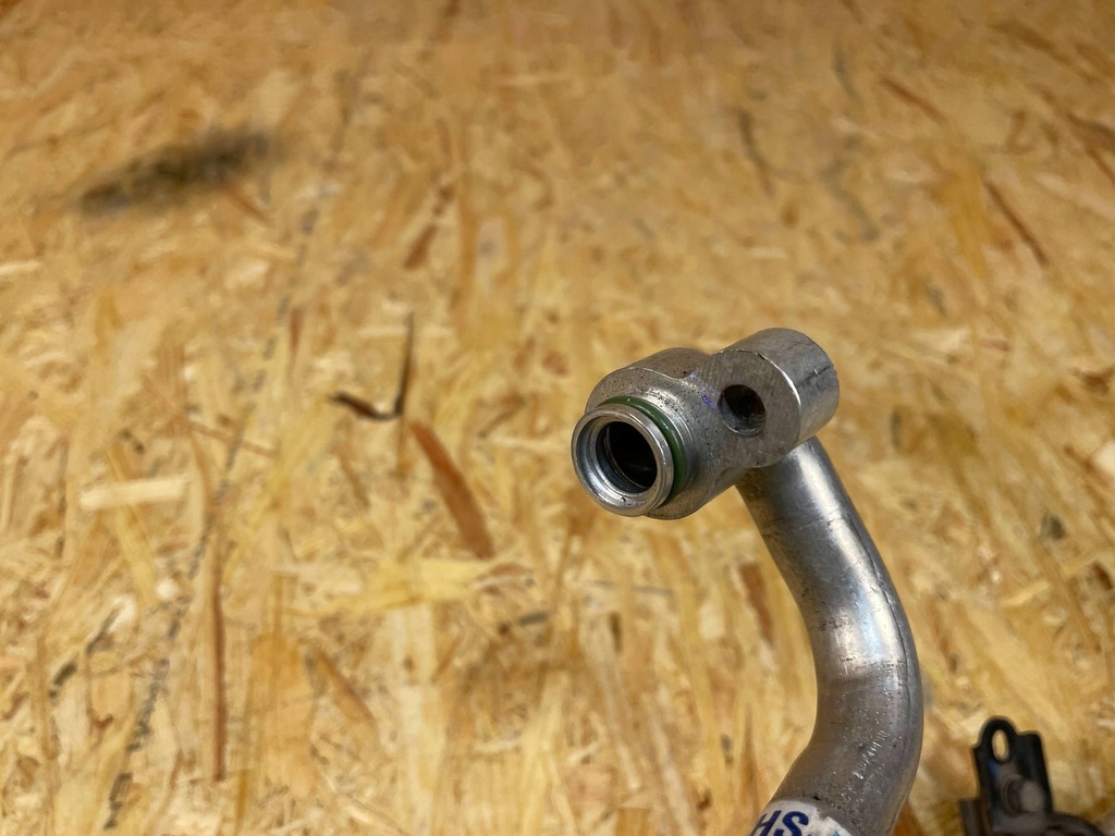 фото №11, Wąż трубка шланг кондиціонера toyota hilux viii 88704-0kf60 2.4d 2015-