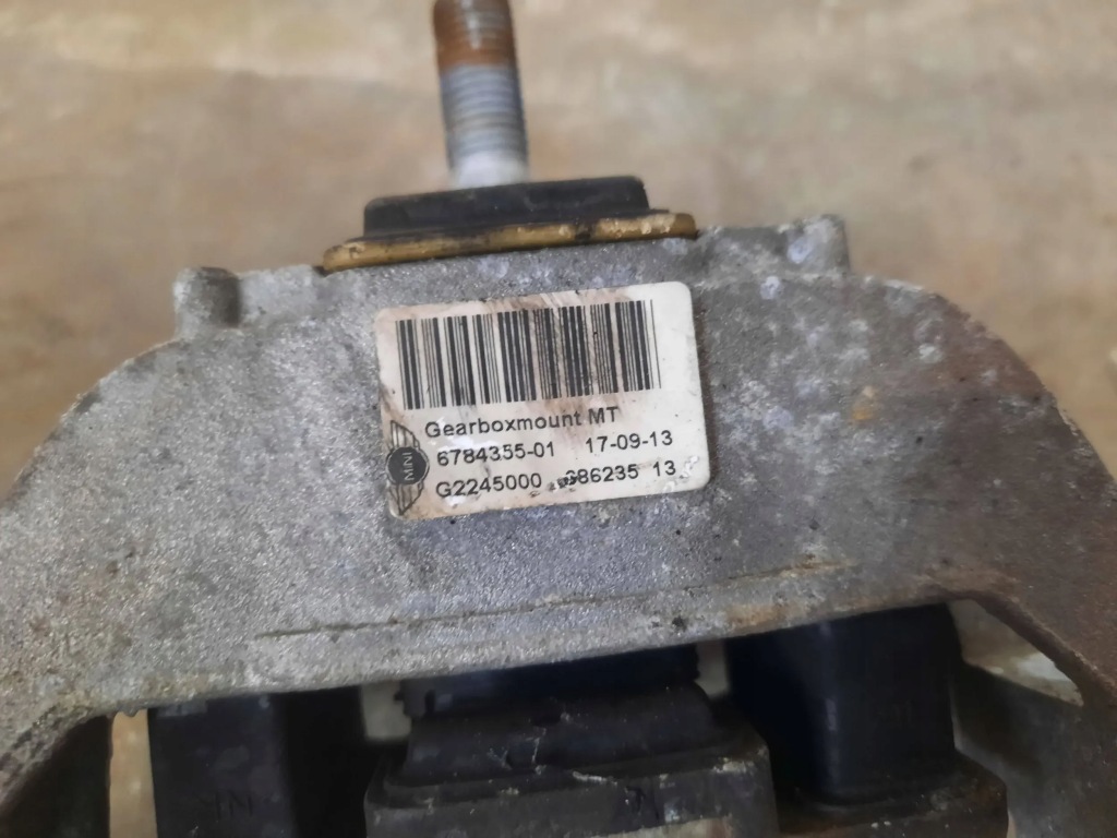 Mini cooper r56 r60 r61 1.6 подушка коробки 6784355 в Україні
