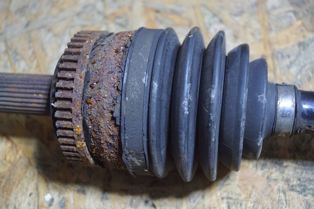 фото №10, Привідний вал правий перед hyundai i40 49501-3z450