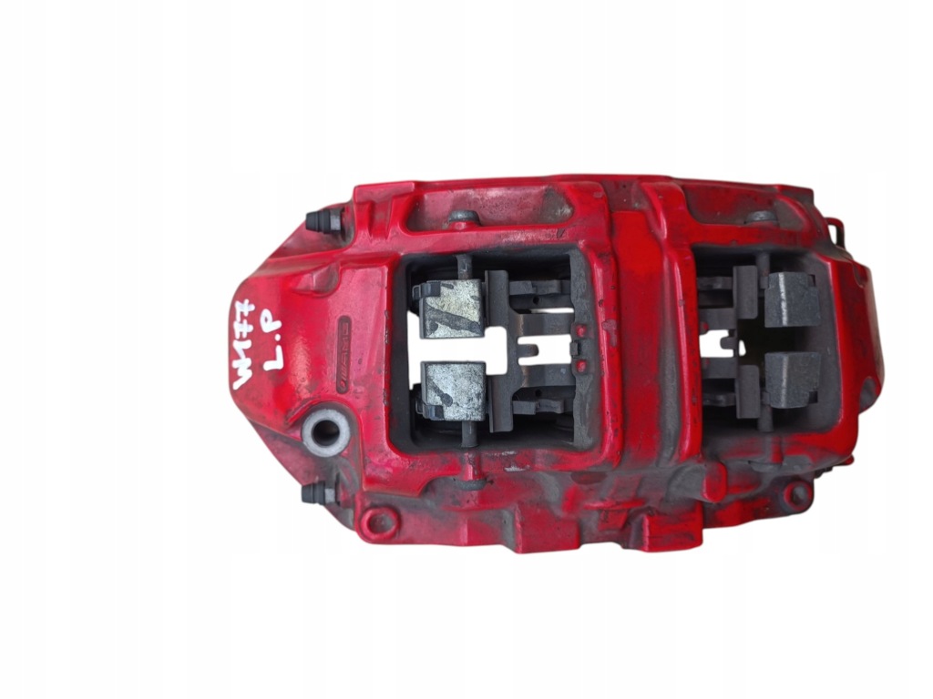 Суппорт тормозной левое  перед mercedes w177 amg a45s Оригинал