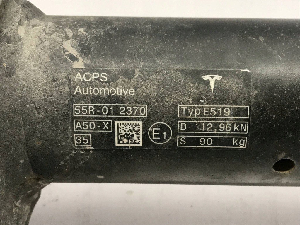 Tesla model x 20- hak буксировочный 1027583-00-f Доставка