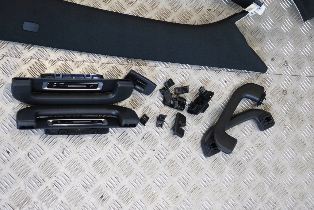 фото №5, Потолок обычная czarna полная mercedes s w223