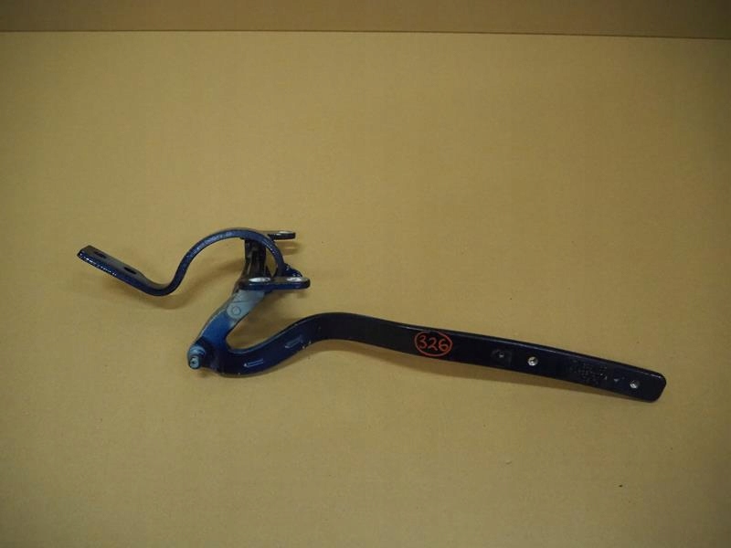 фото №1, Петля крышки левый vw touareg 7l 7l6827301b