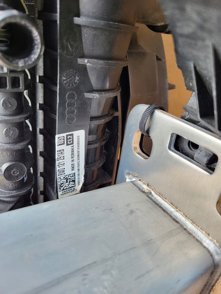 Ремень передний комплект радиатор вентиляторы audi q7 4m0 3.0 tdi Цена