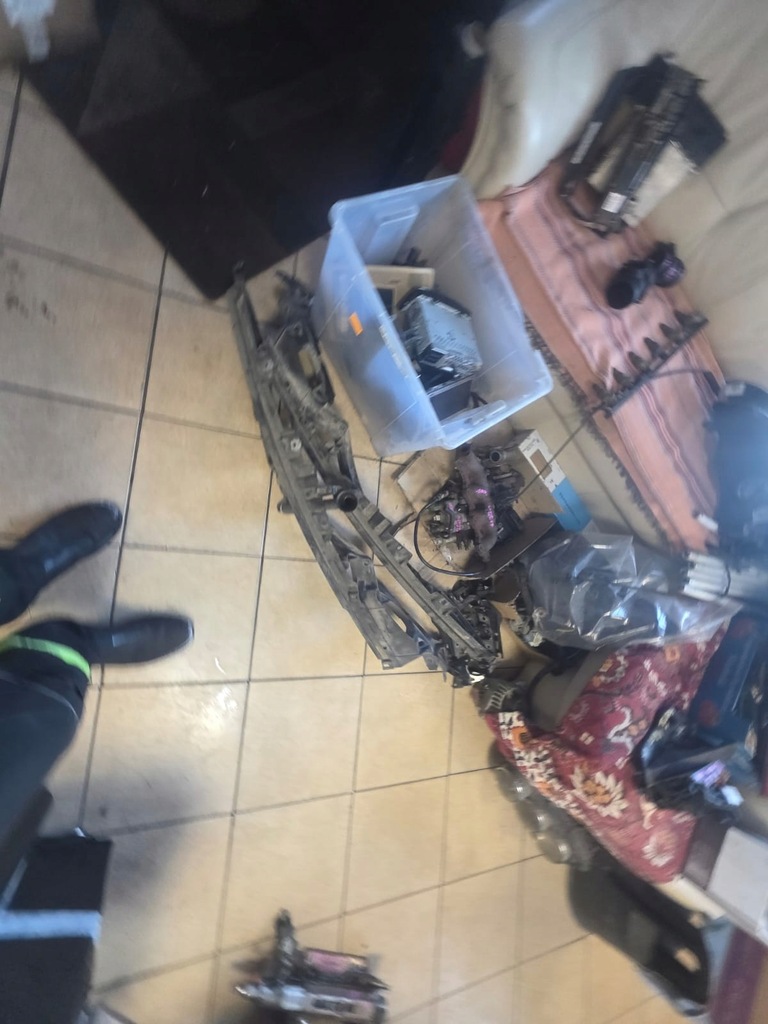 фото №10, Направляющая кронштейн крыла левый правый перед bmw x5 e70 eu 7157983 7157989