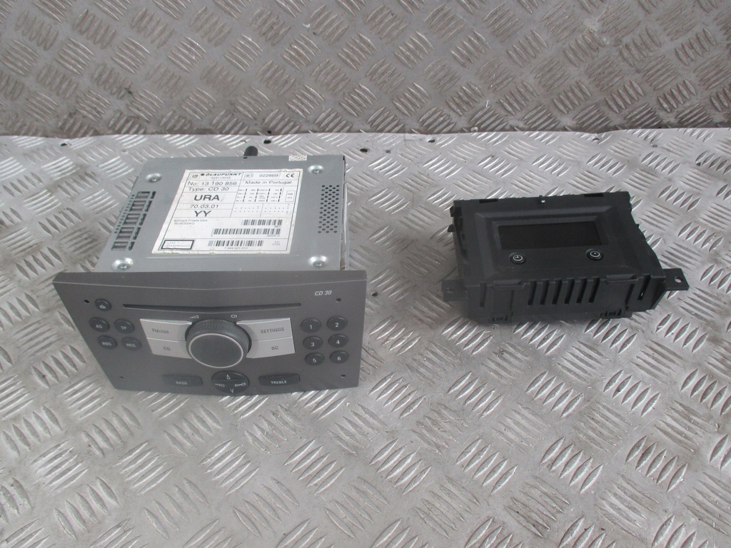 фото №1, Радио cd30 дисплей opel astra h 04-08