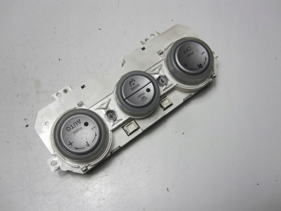 фото №1, Панель кондиционера mazda 6 03r
