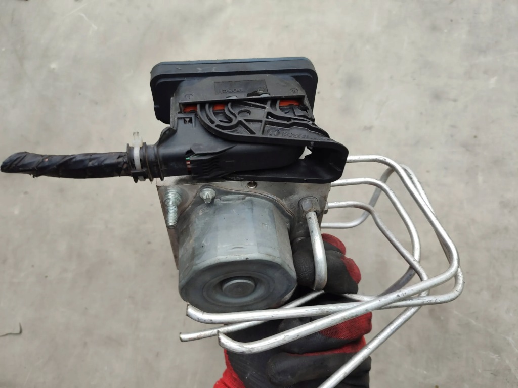 фото №8, Насос abs блок управления smart forfour ii w453 2017