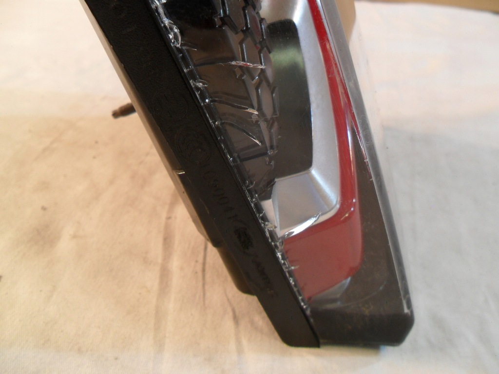 фото №10, Land rover discovery sport лампа lew fk72-13193-bk