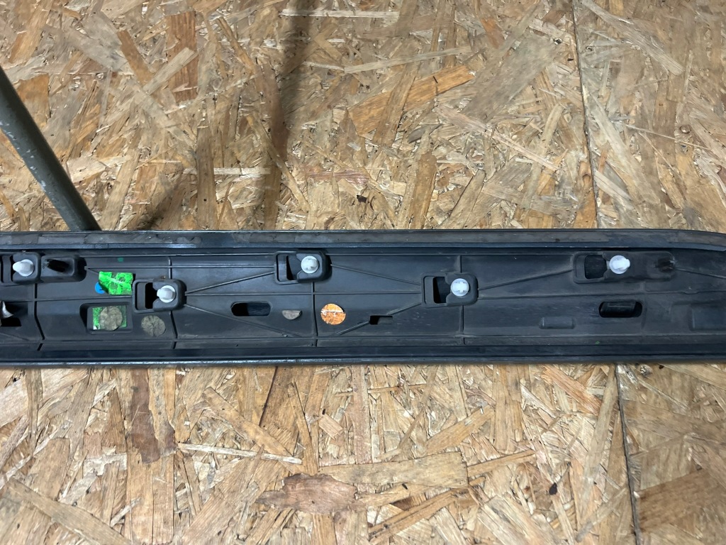 фото №11, Skoda superb iii 3 2015 - молдинг накладка дверь перед левый 3v0854939