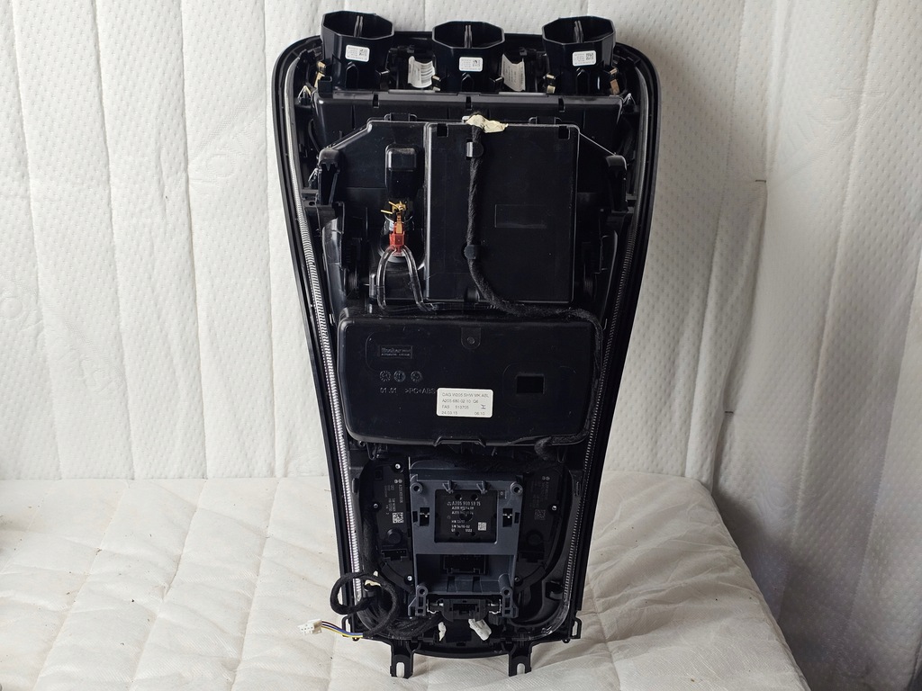 фото №11, Dekor тунель панель середній керування перемикач консолі mercedes w205