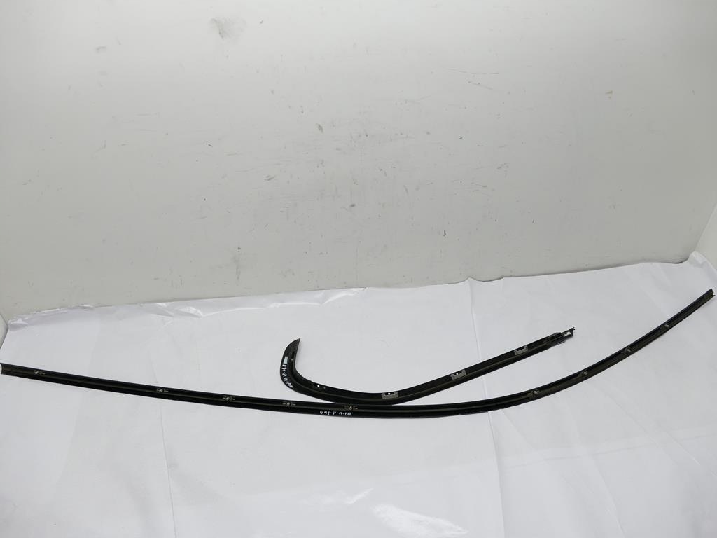 фото №7, Bmw 3 e91 m-pakiet молдинг кузовна права kpl