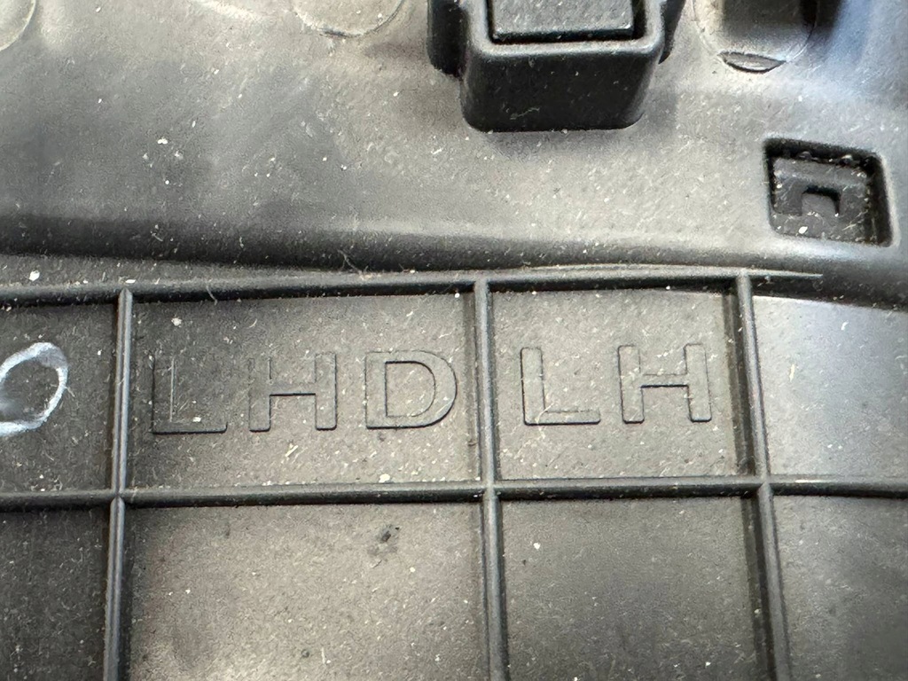 фото №8, Hyundai i30 iii 2017-2020 решётка обдув средняя